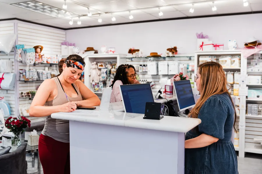 185 Front Desk Clients with Claudia