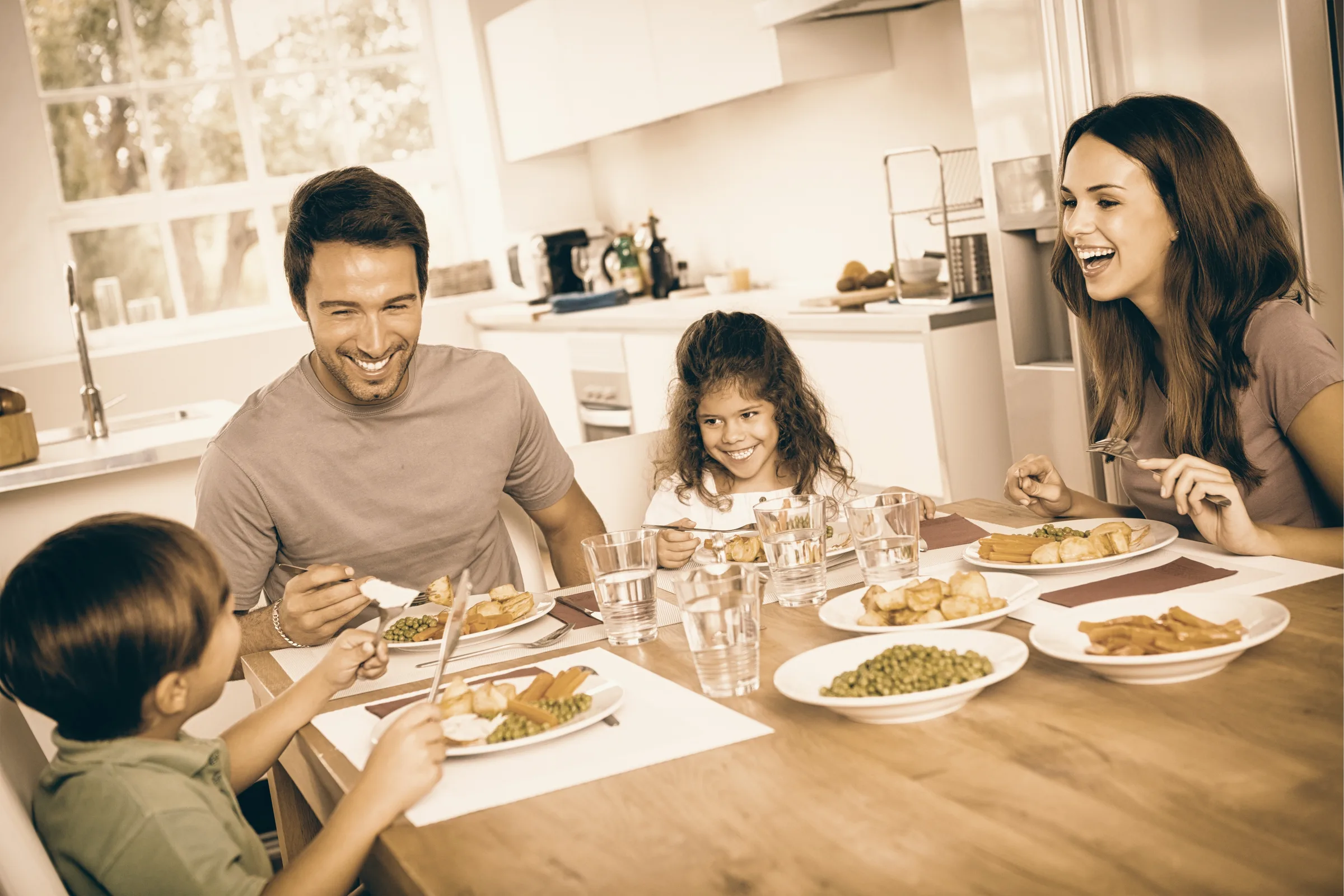 AdobeStock 109909687 family meal time