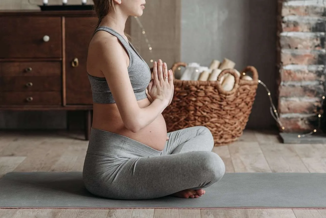 Pre-pregnancy yoga