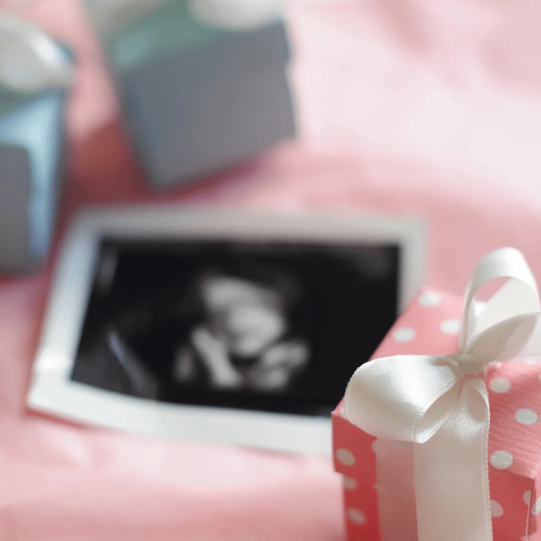 What Gift To Buy a New Mom